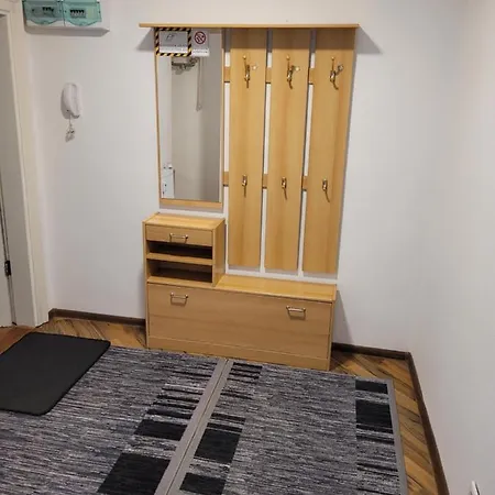 3 Fuer 6 Personen * Gossnitz