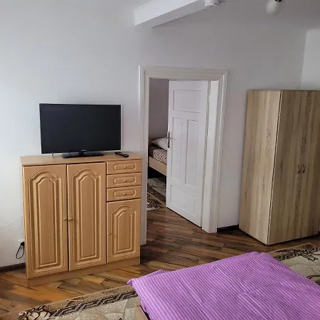 Апартаменты 3 Fuer 6 Personen Gossnitz