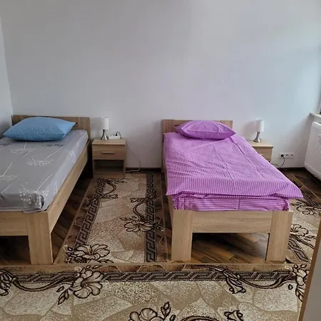 Апартаменты 3 Fuer 6 Personen Gossnitz